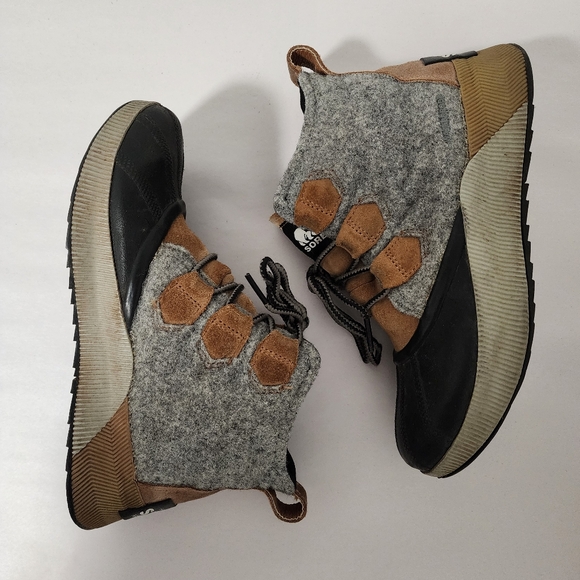 Sorel Out N About Winter Grey Wool Duck Boots - Picture 6 of 8